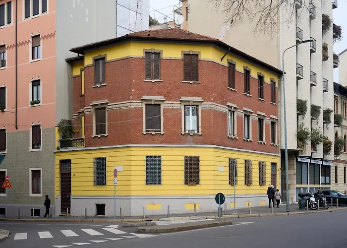 Artist Nadia's apartment in Porta Vercellina
